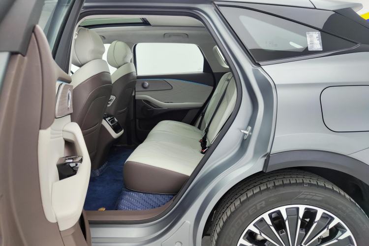 Used EXEED Stellar C-DM 2024 1.5T Long-Range Pro
