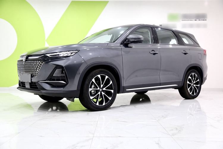 Used Changan X7 PLUS 2024 1.5T Automatic Prestige 7-Seater