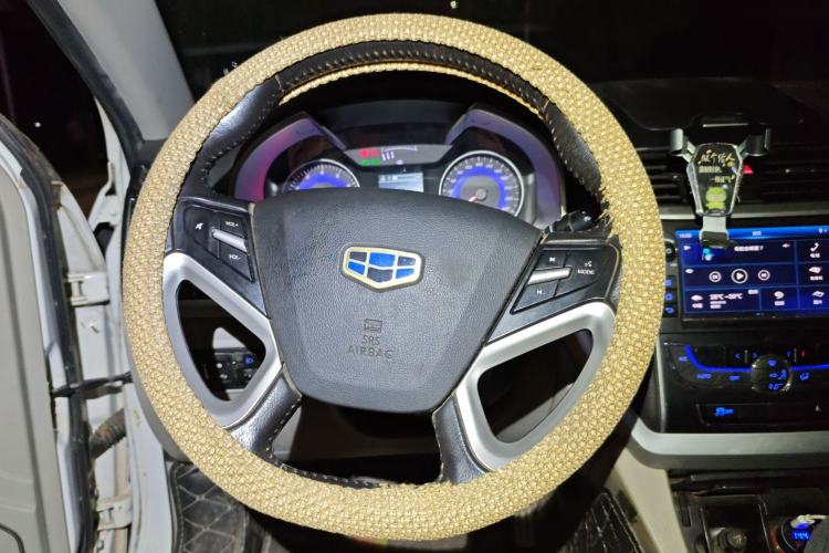 Used Geely Auto Emgrand 2016 Sedan 1.5L Manual Luxury Model
