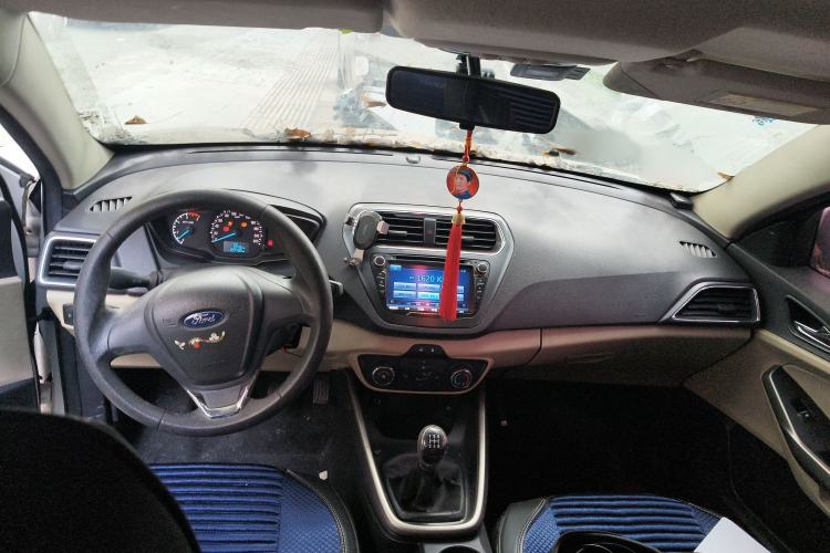 Used Ford Escort 2015 1.5L Manual Comfort Model
