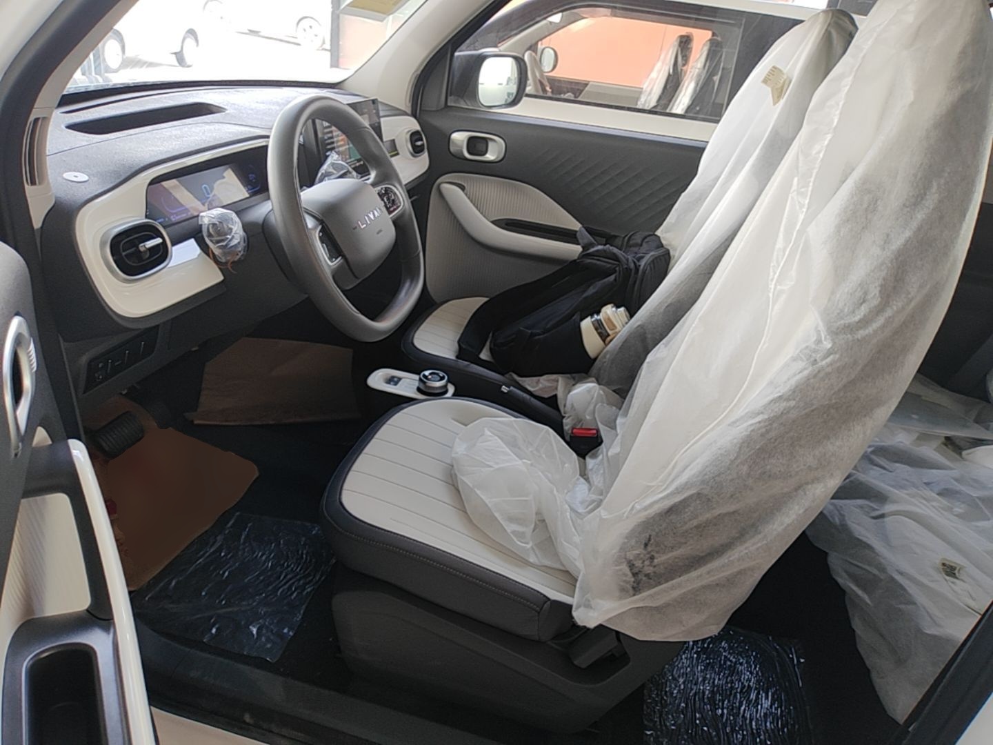 Vordere Reihe im Auto