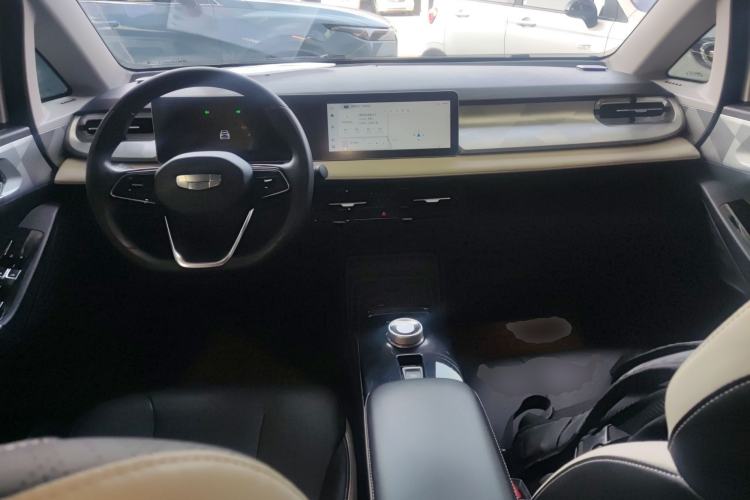 Used Geometry E Firefly 2023 320KM Cute & Handsome Tiger 5 Seats
