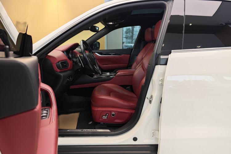 Used Maserati Levante 2022 2.0T GT Sharp Edition
