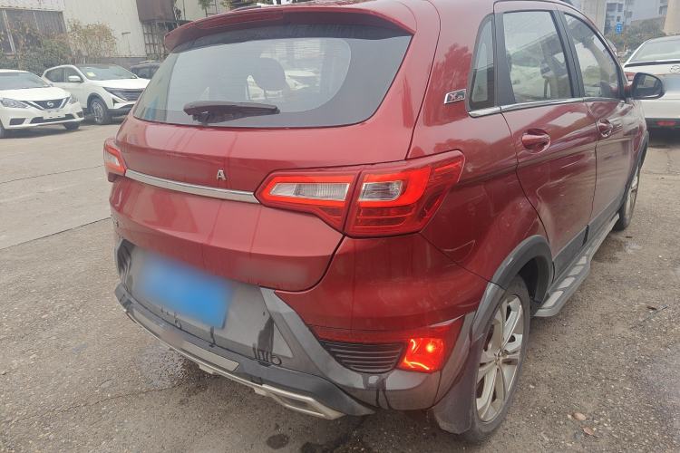 Used BAIC Senova X25 2015 1.5L manual Comfort trim level
