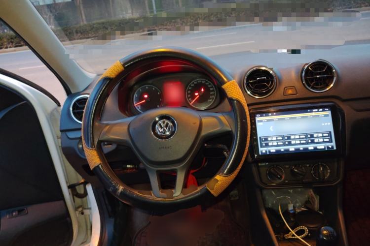 Used Volkswagen Jetta 2019 Dream Edition 1.4L Manual Fashion Version
