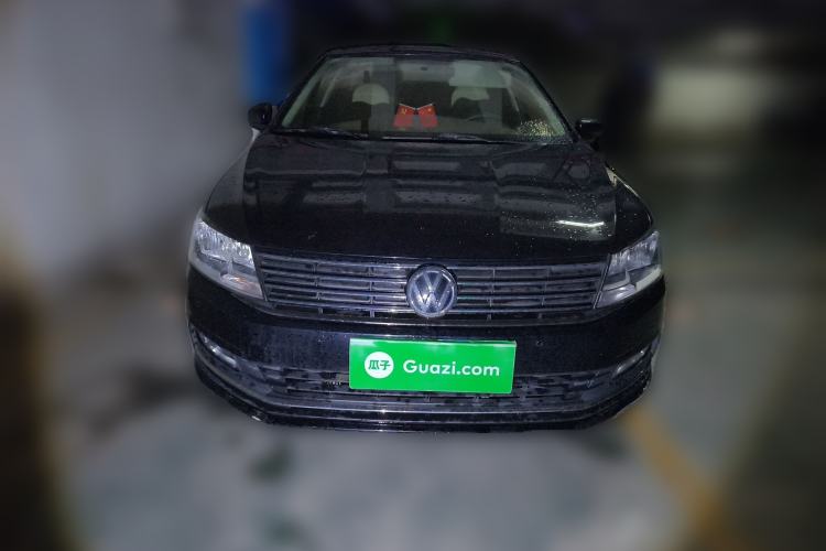 Used Volkswagen Lavida 2017 1.6L Automatic Comfort Edition
