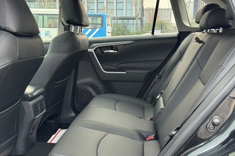 Used Toyota RAV4 2020 2.0L CVT Two-Wheel Drive Fashion Edition