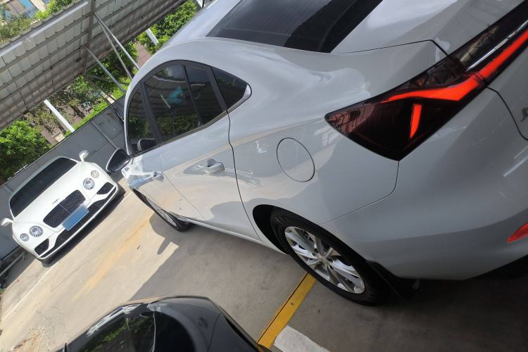 Used Roewe i5 2023 1.5L CVT Luxury Edition