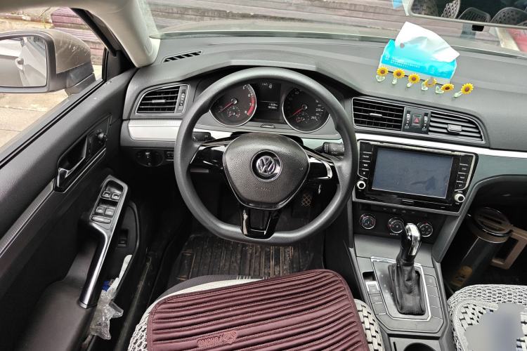 Used Volkswagen Lamando 2015 230TSI DSG Fashion Edition
