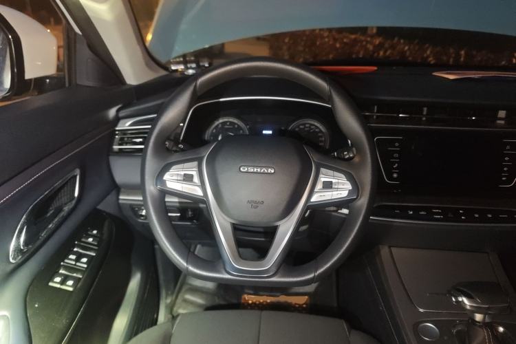 Used CHANGAN OSHAN X7 2020 1.5T Automatic Elite Edition Steering Wheel