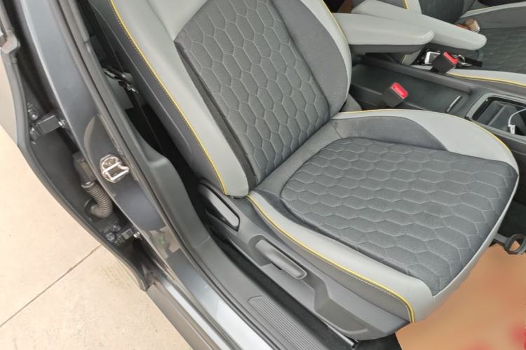 Used Volkswagen ID.3 2021 Pro Smart Edition Right Front Seat