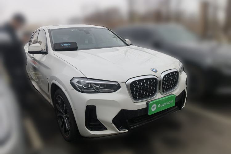 Used BMW X4 2022 xDrive 30i M Sport Package Front Right 45 Deg