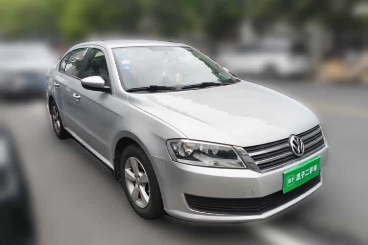 Used Volkswagen Lavida 2013 Revised Classic 1.6L Manual Fashion Edition Front Right 45 Deg