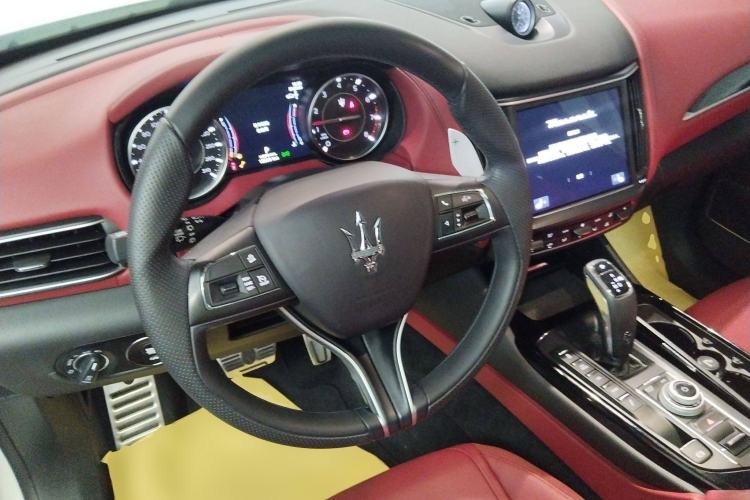 Used Maserati Levante 2022 3.0T Modena Steering Wheel
