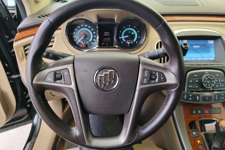 Used Buick LaCrosse 2012 2.4L SIDI Haoya Edition Steering Wheel
