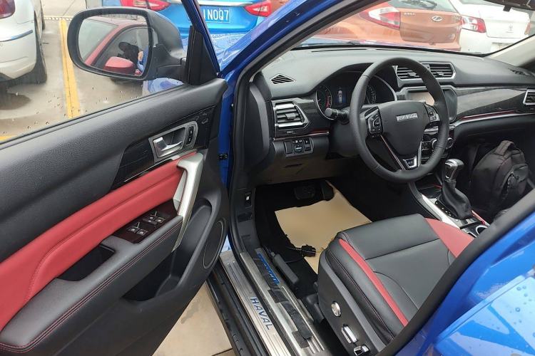 Used Haval H2 2017 Blue Label 1.5T Automatic Two-Wheel Drive Luxury Model