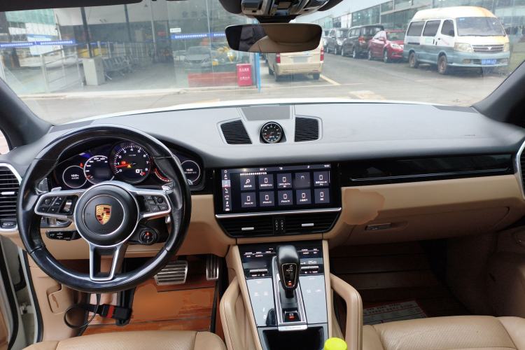 Used Porsche Cayenne 2019 2.9T S U.S. specification Center Console