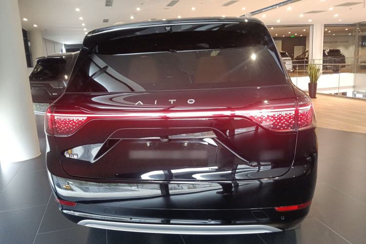 Used Hima AITO M9 2024 Range-Extended Ultra Version 42 kWh 6-Seater Model Rear