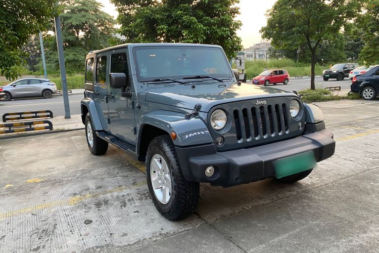 Used Jeep Wrangler 2015 2.8TD Sahara Four-Door Comfort Edition