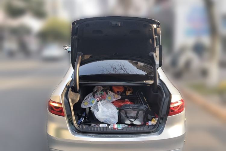 Used Jaguar XFL 2021 XFL 2.0T P200 Two-Wheel-Drive Elite Luxury Edition
