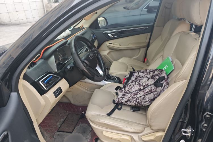 Used Zotye Domy X5 2017 Upgraded Model 1.5T CVT ZHANG GUI Version Left Front Seat