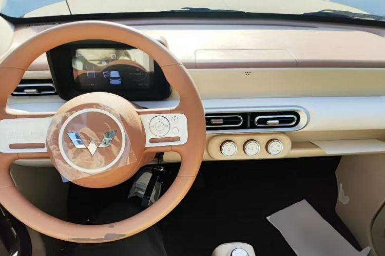 Used Wuling Hongguang MINIEV 2024 3rd Generation 215km Youth Edition