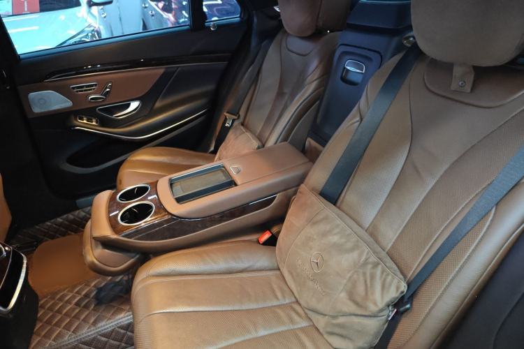 Used Mercedes-Benz S-Class 2018 S 450 L Left Rear Seat