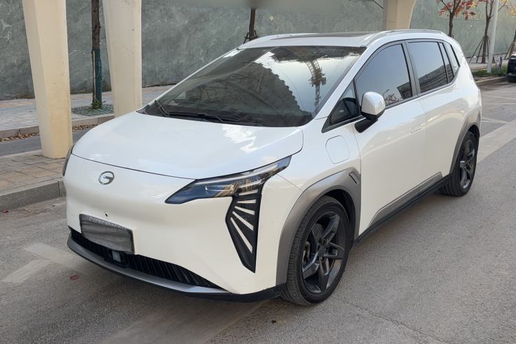 Used AION Y 2022 Plus 70 Tech Edition