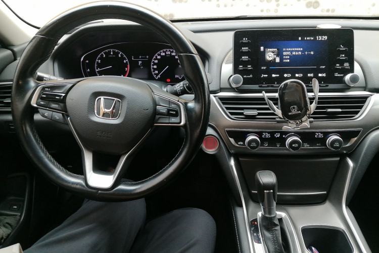 Used Honda Accord 2018 260TURBO Elite Edition China V Center Console