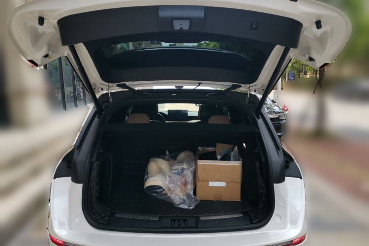 Used Lincoln Corsair 2022 2.0T Two-Wheel Drive Luxury Edition Trunk