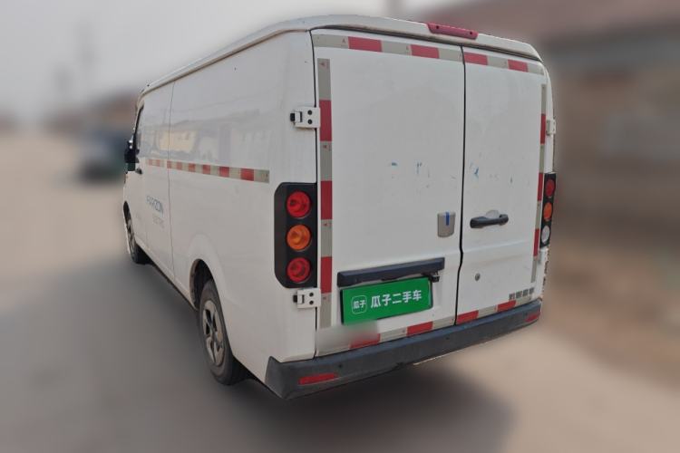 Used Farizon Xingxiang V 2023 V6E Ningde Times 41.86 kWh Deluxe Edition Rear Left 45 Deg