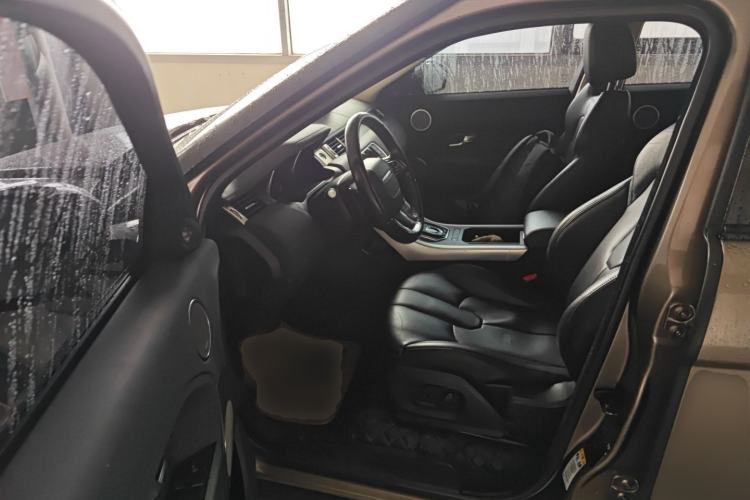 Used Land Rover Range Evoque 2015 2.0T Five-Door Zhiyao Edition Driver Seat