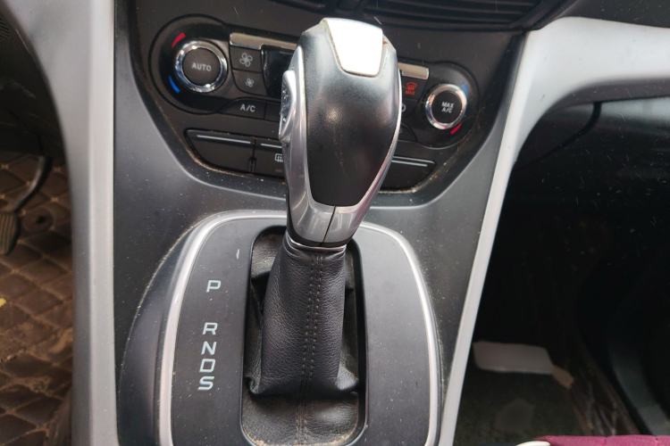 Used Ford Kuga 2015 1.5L GTDi Two-Wheel Drive Fashion Edition Gear Lever