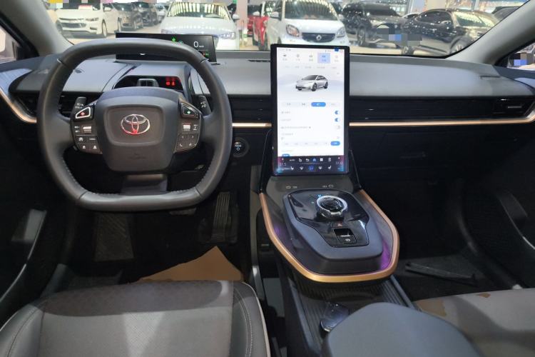 Used Toyota bZ3 2023 616 km Long-Range Premium
