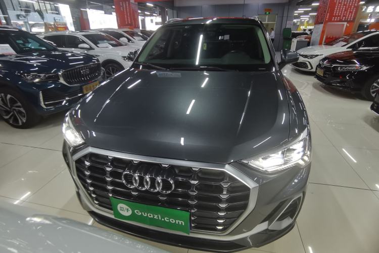 Used Audi Q3 2019 40 TFSI Fashion Dynamic Model