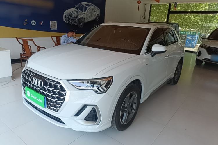 Used Audi Q3 2024 35 TFSI Ambition Dynamic Edition