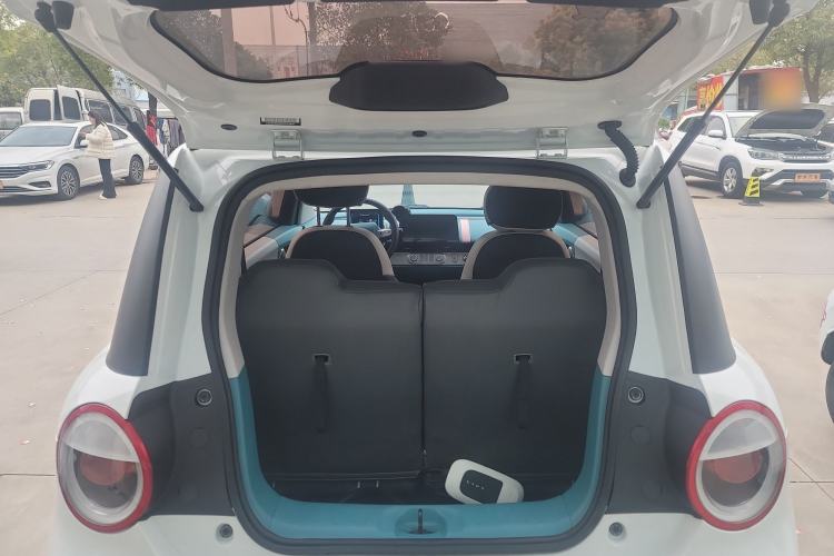 Used CHANGAN NEVO Lumin 2022 210km Sweet Edition Trunk