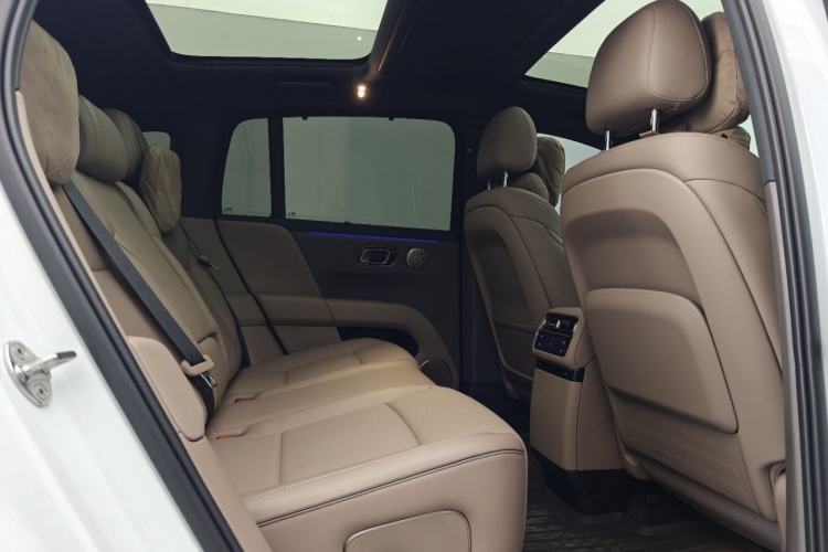 Used Li Auto Li Auto i6 2025 Model Two-Wheel-Drive Standard Type
