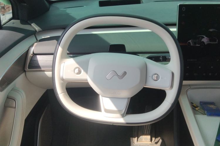 Used ONVO L60 2024 60 kWh Rear-Drive Version
