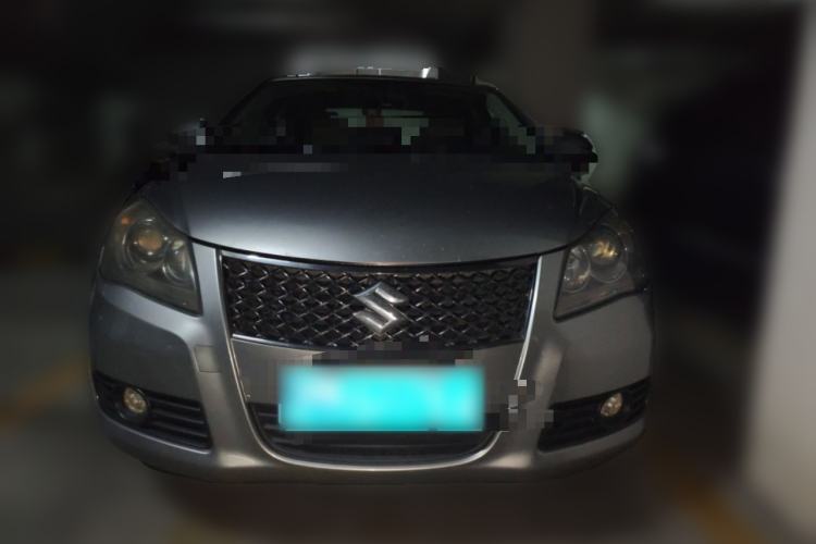 Used Suzuki Kizashi 2011 2.4L Two-Wheel Drive Manual Standard Edition
