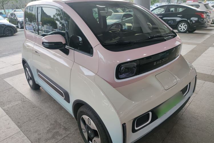 Used Baojun KiWi EV 2022 Artist Lite Edition Lithium Iron Phosphate