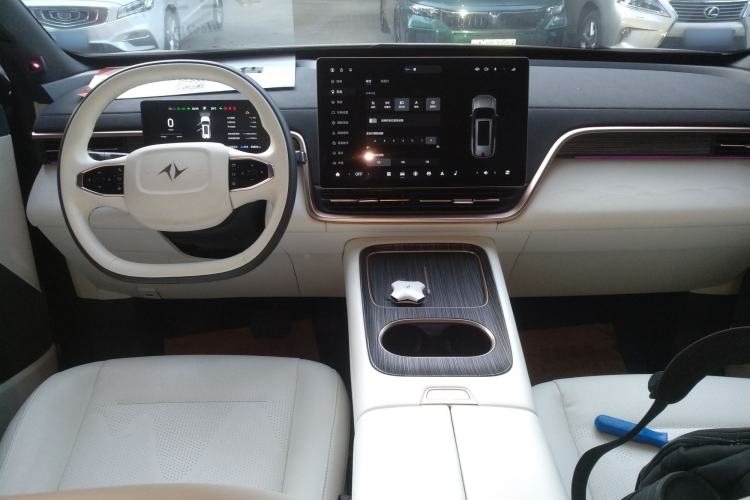 Used Dongfeng eπ eπ008 2024 210Max Range-Extended Version 6 Seats