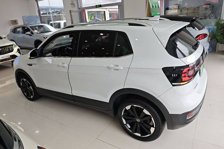 Used Volkswagen Tacqua 2021 200TSI DSG JoyConnect Edition