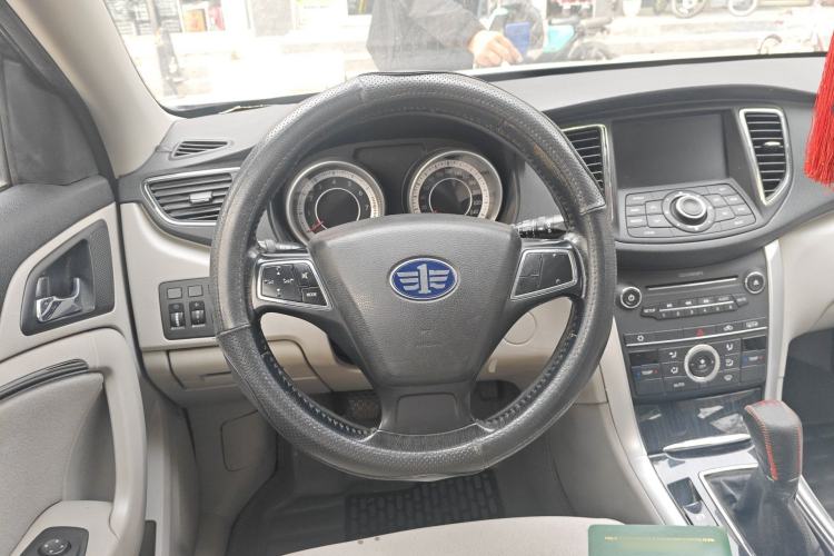 Used Bestune B90 2012 2.0L manual Comfort trim level
