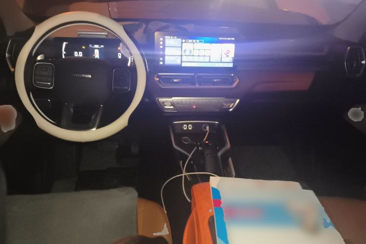 Used Haval H5 2023 2.0T Automatic All-Wheel Drive LinkedIn Gasoline Center Console