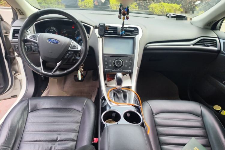 Used Ford Mondeo 2013 1.5L GTDi180 Fashion Edition Center Console