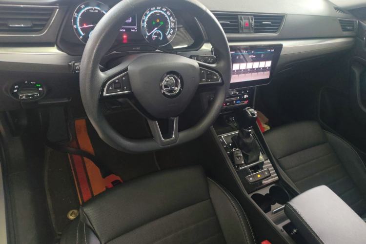 Used Skoda Superb 2019 Facelifted TSI280 DSG Comfort Edition
