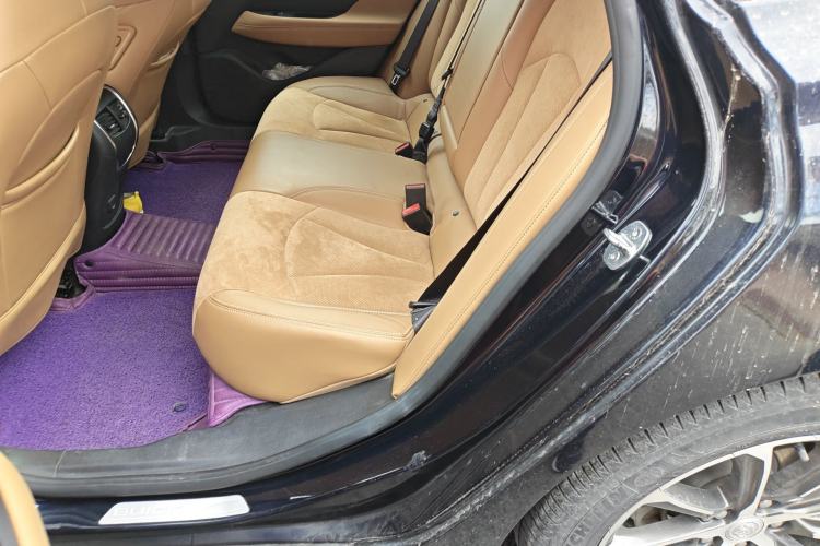 Used Buick LaCrosse 2019 28T Prestige Model Left Rear Seat