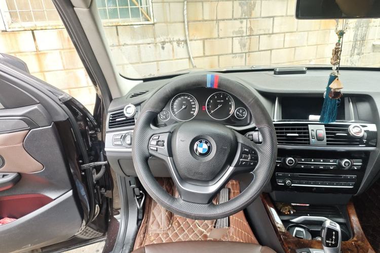 Used BMW X3 2014 xDrive20i X Design Package Steering Wheel
