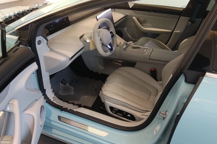 Used Hima Luxeed S7 2025 785 km Ultra Driver Seat